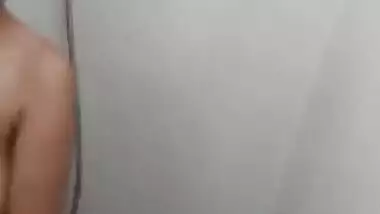 Sri Lankan Office Working Cutie in Saree with a Perfect Body Leaked HD Videos with Clear Audio Part 1