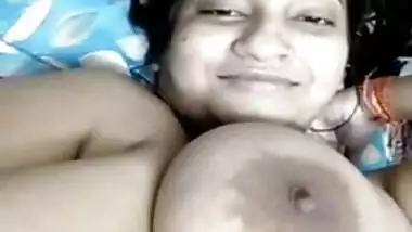 Indian possessor of nose piercing wakes up and shows XXX melons