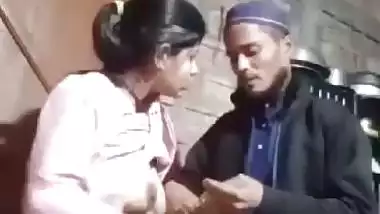 Indian Muslim cousins foreplay sex at home MMS
