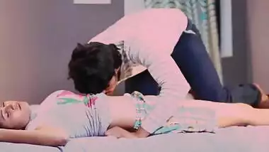 Indian Hot Romantic Pinky Bhabhi Sex With His Boyfriend in VIllage bdmusicz.com