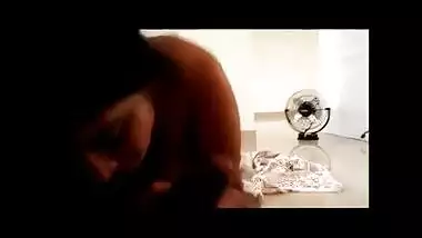 Alwar big boobs bhabhi sucking big black dick like a pro!