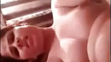 Newly married aunty fingering her pussy