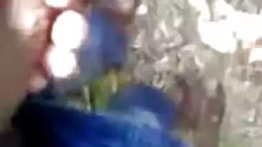 Sexy indian outdoor fun with bf