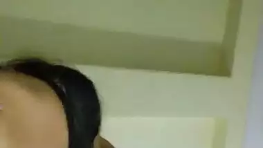 Desi GF fucking BF Desi MMS sex video