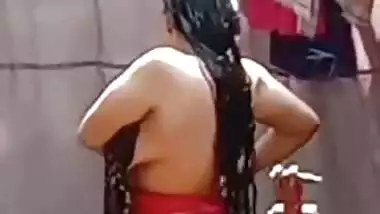 Sexy Married Bhabi Bigboob Bathing Secretly Recorded By Neighbour