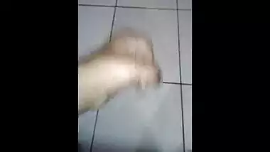 Tamil Teen’s Pussy Fingering Video