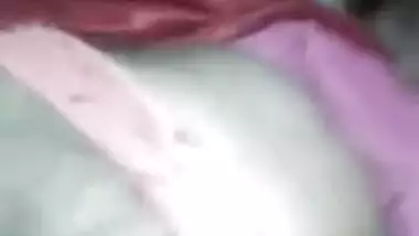 Desi woman makes her XXX pussy public and man bangs it with sex toy