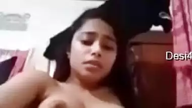 Horny Desi Girl Show Her Boobs And Fingering