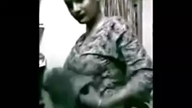 Desi hardcore sex clip of a chubby girl and a servant