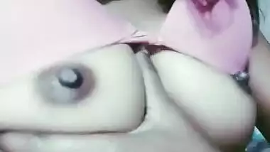 Horny Girl Pussy Fingering