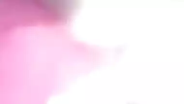 APNE DOST KI CHOTI SISTER KO JUNGAL MAI LE JA KAR CHODA