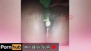 ගෑනිගේ හිල් දෙකටම එකවර සැපක් | Sri Lankan Slutty Wife gets her Both Holes Fucked at Same Time