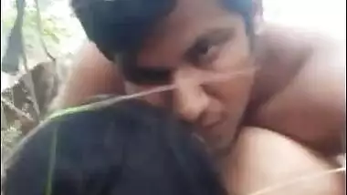 Very horny bhabhi fingering untill she get orgasm (with puch puch sound clear audio of fingering)