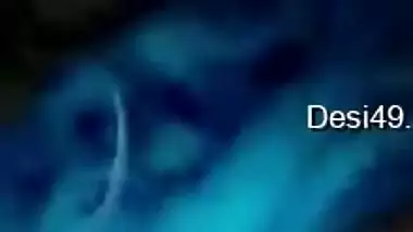 Indian aunty advertises body and gets off on masturbating on camera