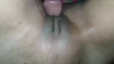 Super horny Indian sex partners decide to film amateur XXX video