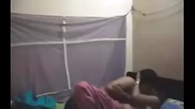 Telugu sex videos of an amateur couple enjoying a sensual sex session