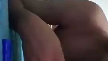 Hot MMS video of amateur Desi couple that has a XXX quickie close-up