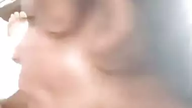 Sexy 19-year-old college girl’s Indian sex MMS from hotel