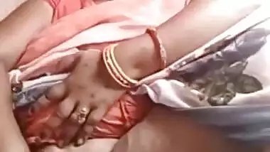 My Mother Show Her Big Ass And Boobs And Fingerings In Video Call And We Are Handjob