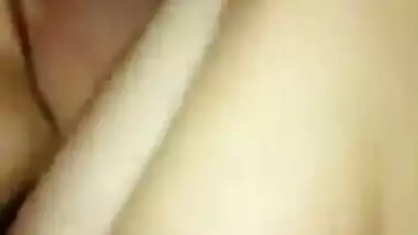 Sexy Rajasthan bhabhi sucking penis of servant