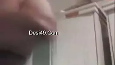 Sensuous aunty broadcasts XXX shower show washing and drying her body