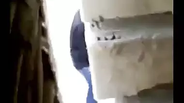 Hidden web camera Pakistani sex movie of Muslim girl outdoor sex dripped