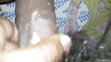 Desi pussy fucking in period