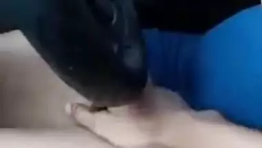 Driver gives Indian hitchhiker a ride that turns into porn action