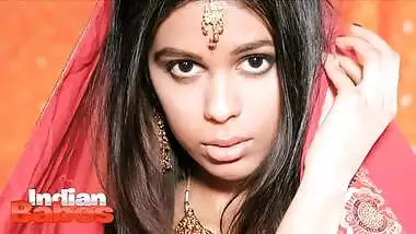 Indian Babe Priya In Bridal Dress Stripping Naked