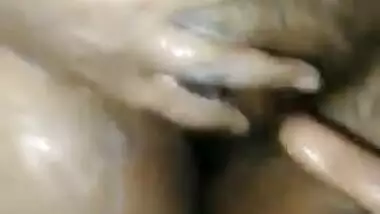 Big boobs desi swinger bhabhi nude bathing hubby recording n fingering