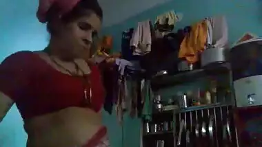 Marathi Bhabhi Hot Shower - Movies.