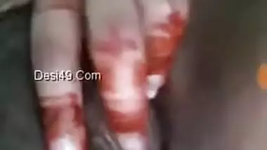 Indian girl with tattooed fingers exposes XXX boobies and masturbates