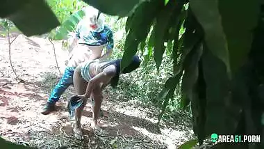 Kerala kinky couple caught fucking in jungle, scandal Desi MMS online