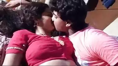 Desi pornvideos bhabhi saree sex with devar