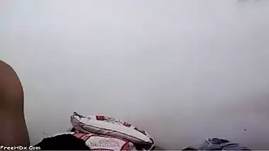 Voluptuous XXX body of Desi webcam model exposed on camera during blowjob