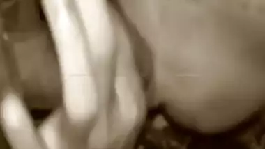 Hand shake n blowjob