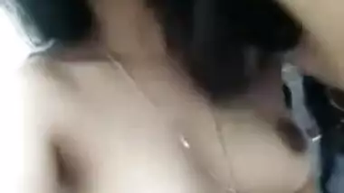 Indian teen shows hairy XXX pussy and lovely breasts on the camera