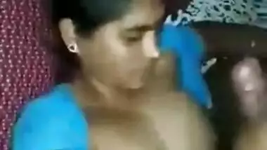 Sari blouse khol chuchi dikha k muth mara didi ne