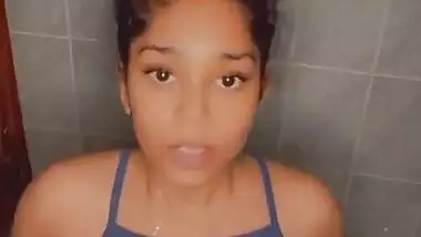 Hot Desi Young Indian Girl Showing Her Self Many Clips Part 2