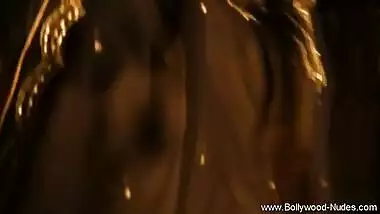 Indian MILF Exercises Her Lust