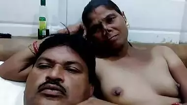 Local mature south couple nude clip