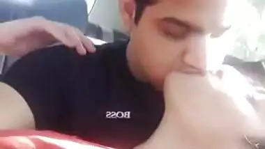 Indian college lovers car romance sex