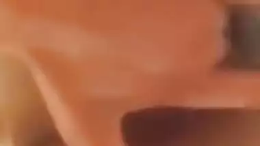 Today Exclusive-cute Nri Girl Record Nude Selfie Video Part 1