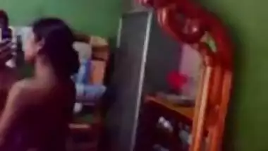 Bangladeshi girlfriend strips exposing her voluptuous body