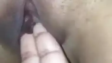 Before sex Desi man pleases obedient wife with pussy XXX fingering