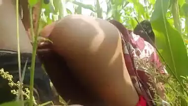 Desi Village Wife Affairs With Ex-boyfriend Outdoor Sex