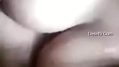 Bitch washes her chubby Desi body revealing all XXX nudity for cam