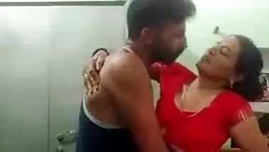 Desi bhabhi fucks devar in standing missionary position 