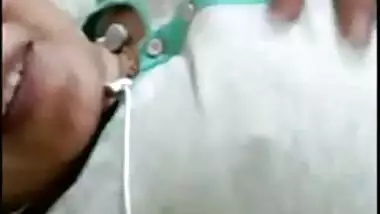 A girl show her boobs