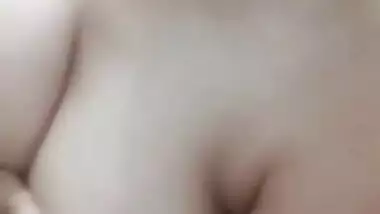 Sexy Girl bathing 2 Video